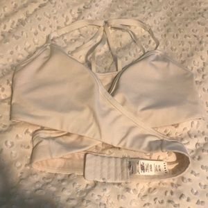 Alphalete wrap around sports bra